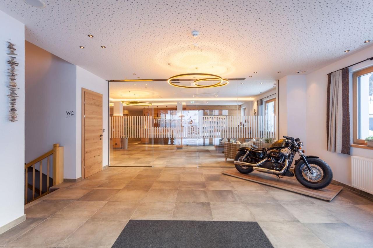 Luggi Hotel 2*